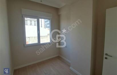 SUADİYE SAHİLDE KISMİ DENİZ MANZARALI 3+1 NET 82 m2 DAİRE