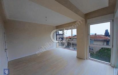 SUADİYE SAHİLDE KISMİ DENİZ MANZARALI 3+1 NET 82 m2 DAİRE