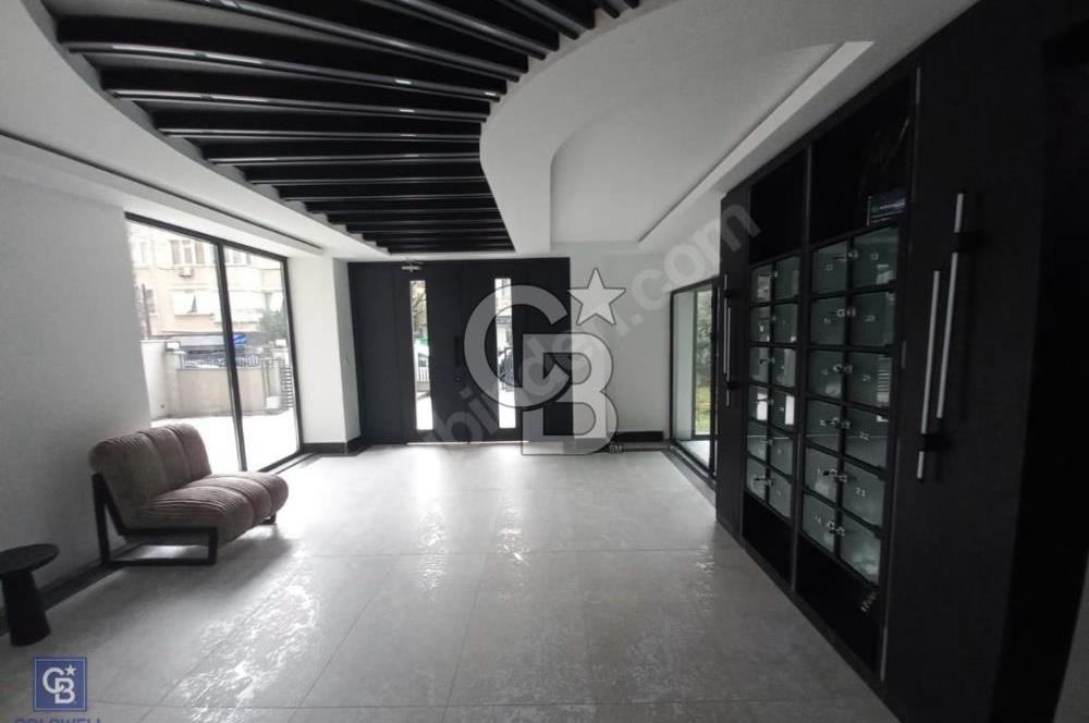 SUADİYE SAHİLDE KISMİ DENİZ MANZARALI 3+1 NET 82 m2 DAİRE