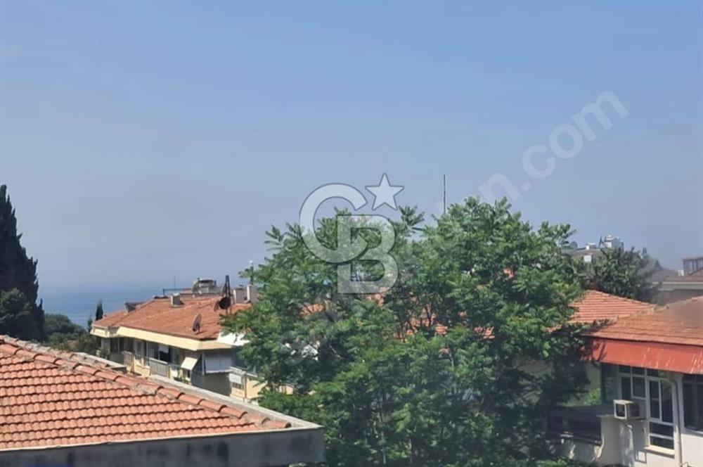 SUADİYE SAHİLDE KISMİ DENİZ MANZARALI 3+1 NET 82 m2 DAİRE