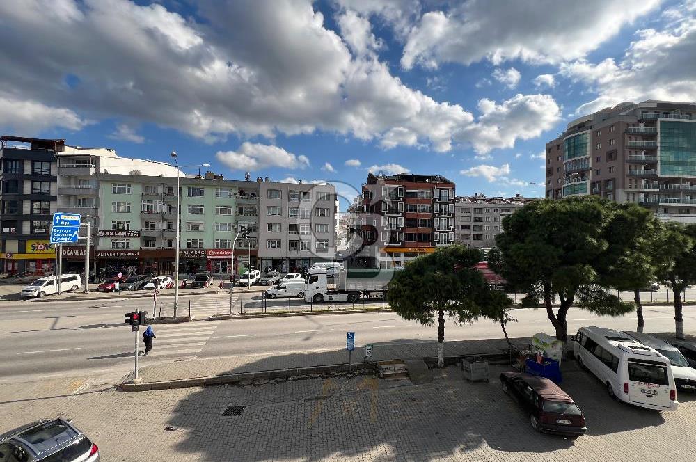 LAPSEKİ ÇARŞI MERKEZİNDE 2+1 SATILIK DAİRE