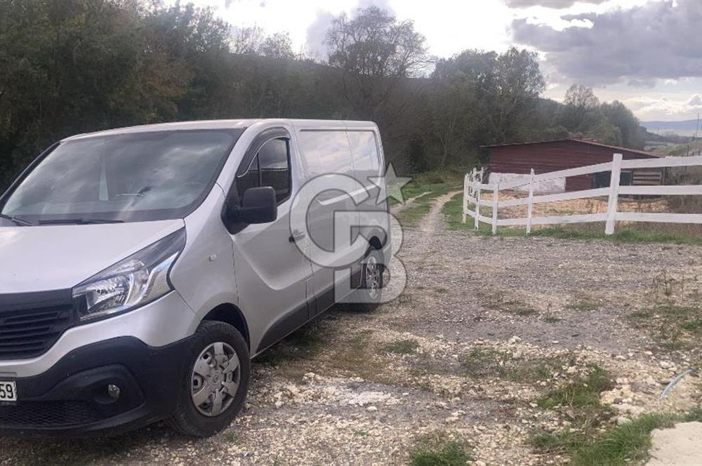 ÇATALÇA MÜKEMMEL ÇİFTLİK VE ARAZİSİ ANA YOL ÜZERİ