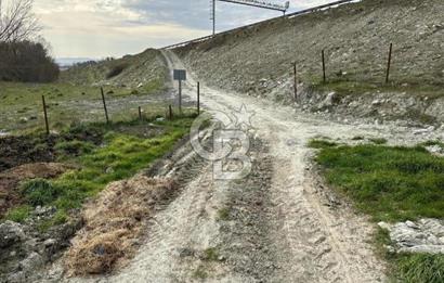 ÇATALÇA MÜKEMMEL ÇİFTLİK VE ARAZİSİ ANA YOL ÜZERİ