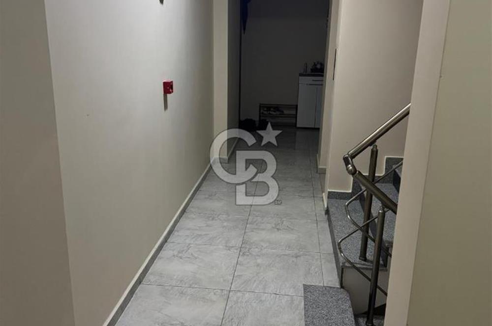 TUZLA'DA MARİNAYA YAKIN SİTE İÇERİSİNDE 2+1