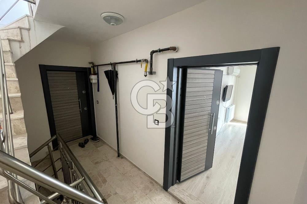Buca Tınaztepe Yıldız Mahallesi'nde Satılık 1+1 Daire - Merkezi Konum, Yatırımlık Fırsat