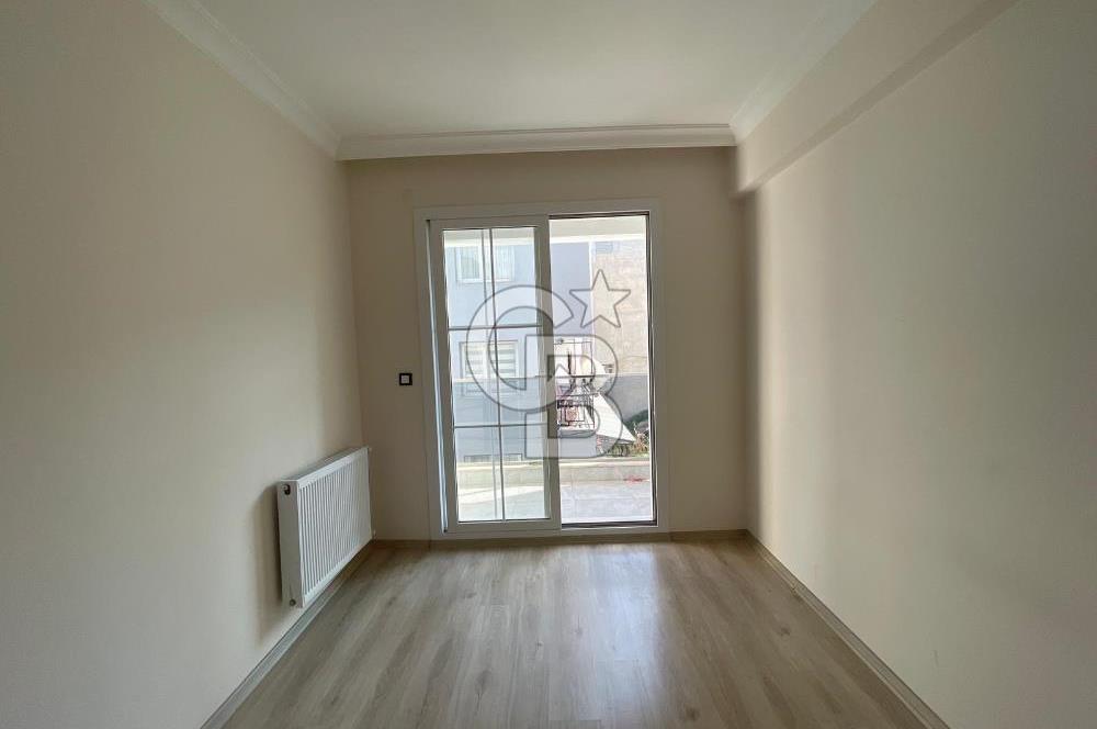Buca Tınaztepe Yıldız Mahallesi'nde Satılık 1+1 Daire - Merkezi Konum, Yatırımlık Fırsat