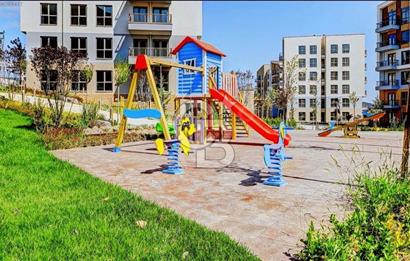 NEF ÇAMLITEPE'DE HAVUZ MANZARALI  77m2 Brüt 1+1,5  BALKONLU LOFT DAİRE 