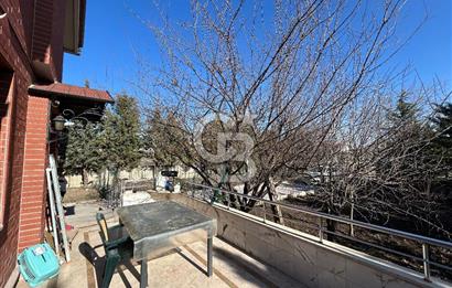 https://www.sahibinden.com/ilan/emlak-konut-satilik-golbasi-karsiyaka-800m2-arsa-payli-250m2-satilik-villa-1226554341/detay/