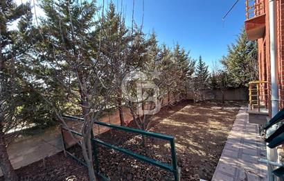 https://www.sahibinden.com/ilan/emlak-konut-satilik-golbasi-karsiyaka-800m2-arsa-payli-250m2-satilik-villa-1226554341/detay/