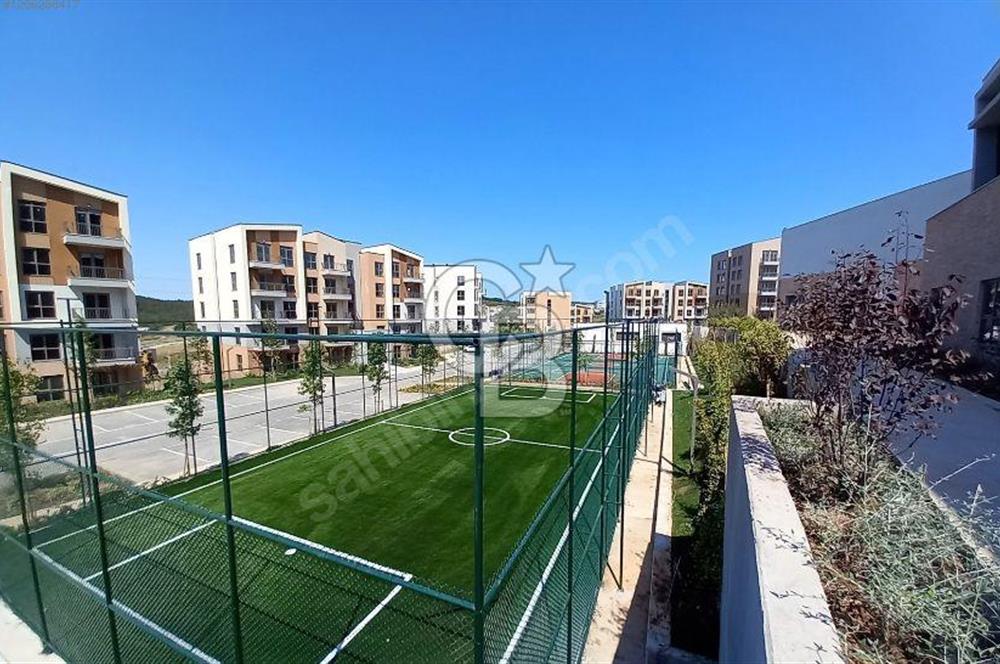 NEF ÇAMLITEPE'DE HAVUZ MANZARALI  77m2 Brüt 1+1,5  BALKONLU LOFT DAİRE 