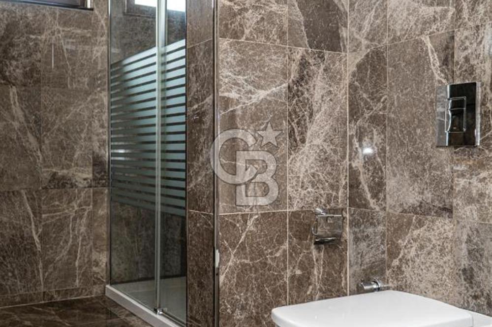 Hallaçlar Mah. Doğa Sitesinde 4.5+1 395 M² Satılık Lüks Villa