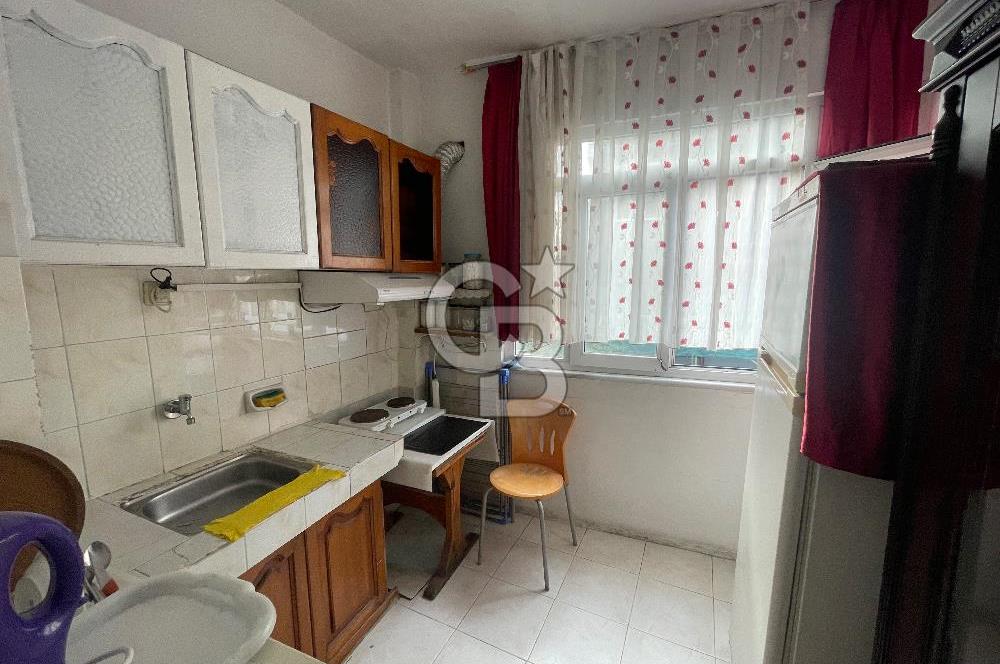 BEYOĞLU HACIMİMİ’DE KÖŞE KONUMLU SATILIK BİNA