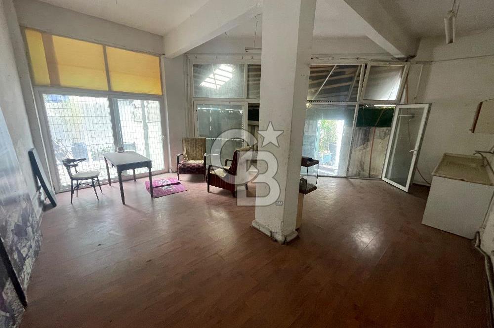 BEYOĞLU HACIMİMİ’DE KÖŞE KONUMLU SATILIK BİNA