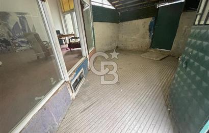 BEYOĞLU HACIMİMİ’DE KÖŞE KONUMLU SATILIK BİNA
