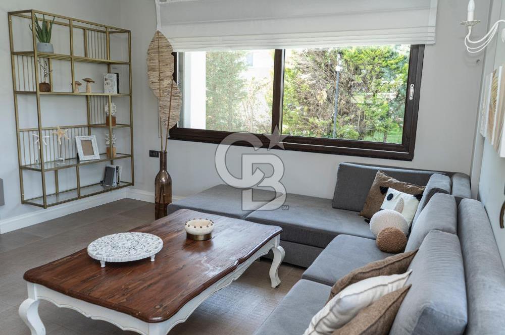Hallaçlar Mah. Doğa Sitesinde 4.5+1 395 M² Satılık Lüks Villa