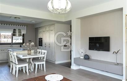 Hallaçlar Mah. Doğa Sitesinde 4.5+1 395 M² Satılık Lüks Villa