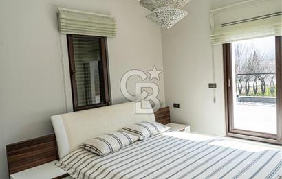 Hallaçlar Mah. Doğa Sitesinde 4.5+1 395 M² Satılık Lüks Villa