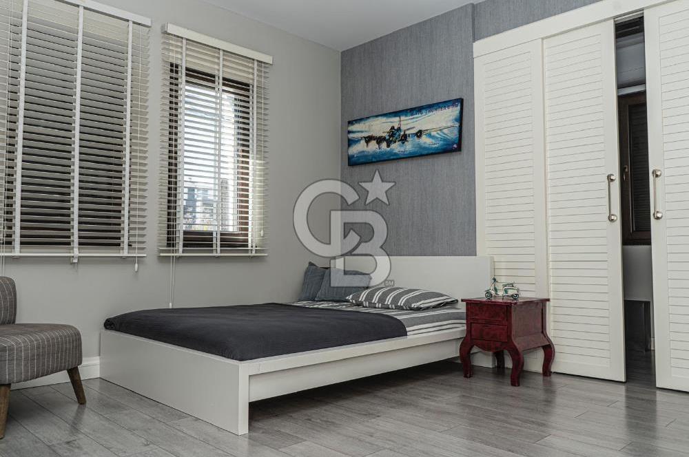 Hallaçlar Mah. Doğa Sitesinde 4.5+1 395 M² Satılık Lüks Villa