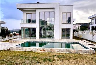 Girne Çatalköy Bölgesinde Satılık Ultra Lüks Villalar !!!