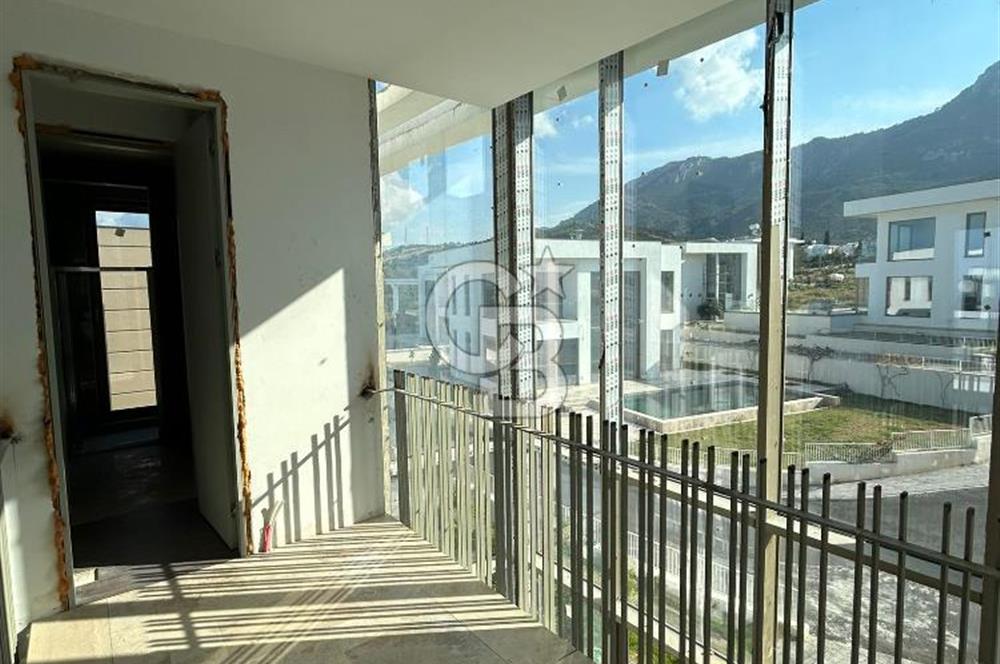 Girne Çatalköy Bölgesinde Satılık Ultra Lüks Villalar !!!