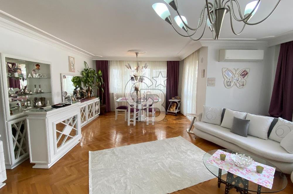 Karşıyaka Girne de Tadilatlı, Otoparklı 3+1 Satılık Daire