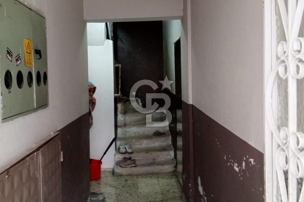 İzmir Buca'da 2 Katlı Satılık Müstakil Bina! Hem Yatırıma Hem Oturuma Uygun!