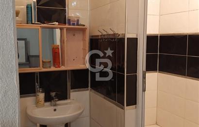 İzmir Buca'da 2 Katlı Satılık Müstakil Bina! Hem Yatırıma Hem Oturuma Uygun!