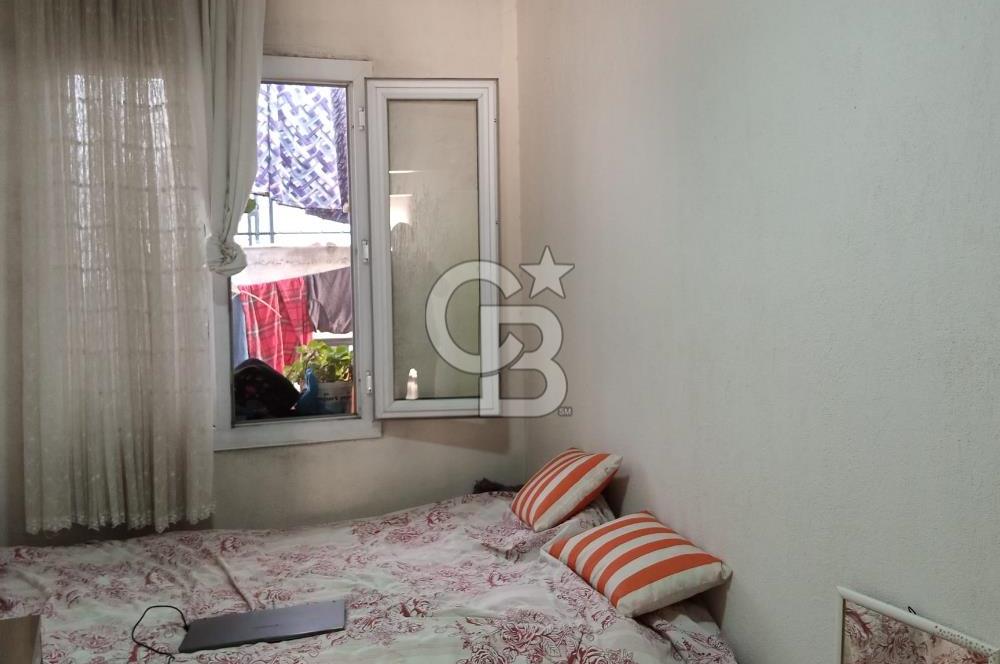 İzmir Buca'da 2 Katlı Satılık Müstakil Bina! Hem Yatırıma Hem Oturuma Uygun!