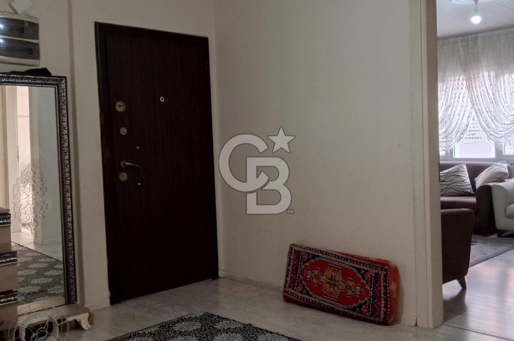 İzmir Buca'da 2 Katlı Satılık Müstakil Bina! Hem Yatırıma Hem Oturuma Uygun!