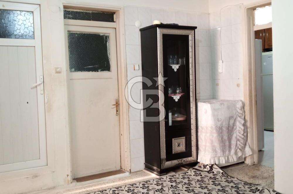 İzmir Buca'da 2 Katlı Satılık Müstakil Bina! Hem Yatırıma Hem Oturuma Uygun!