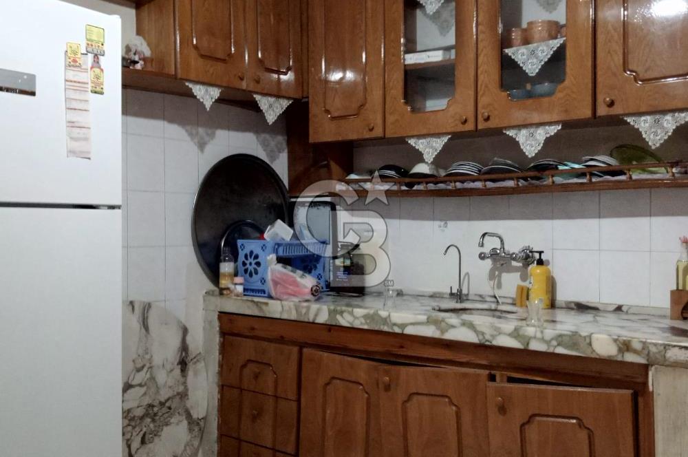 İzmir Buca'da 2 Katlı Satılık Müstakil Bina! Hem Yatırıma Hem Oturuma Uygun!