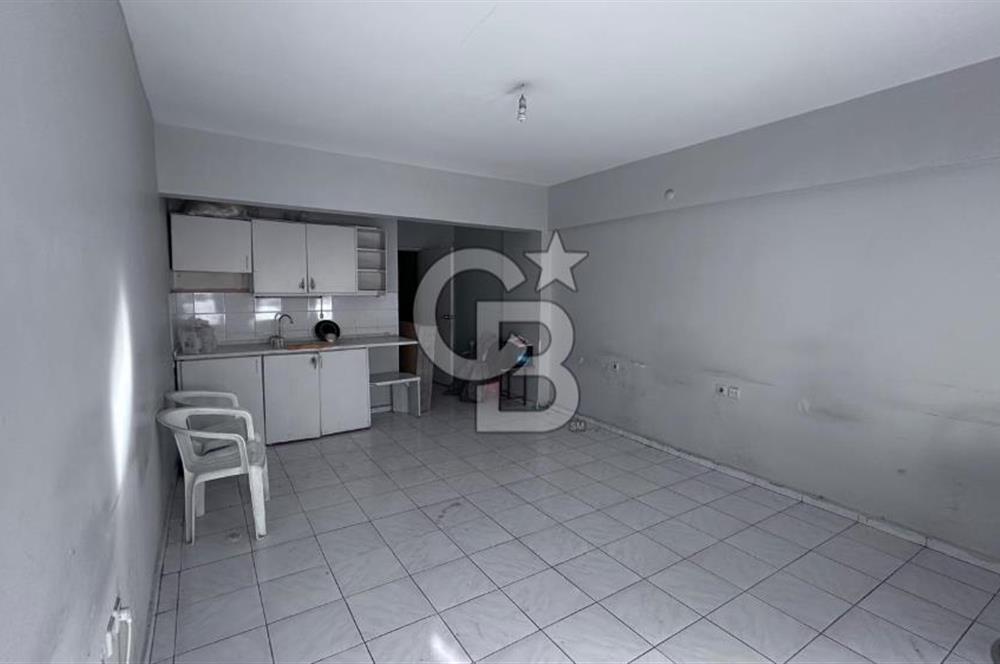 MARMARİS MERKEZDE DENİZE YÜRÜME MESAFESİNDE SATILIK STÜDYO DAİRE