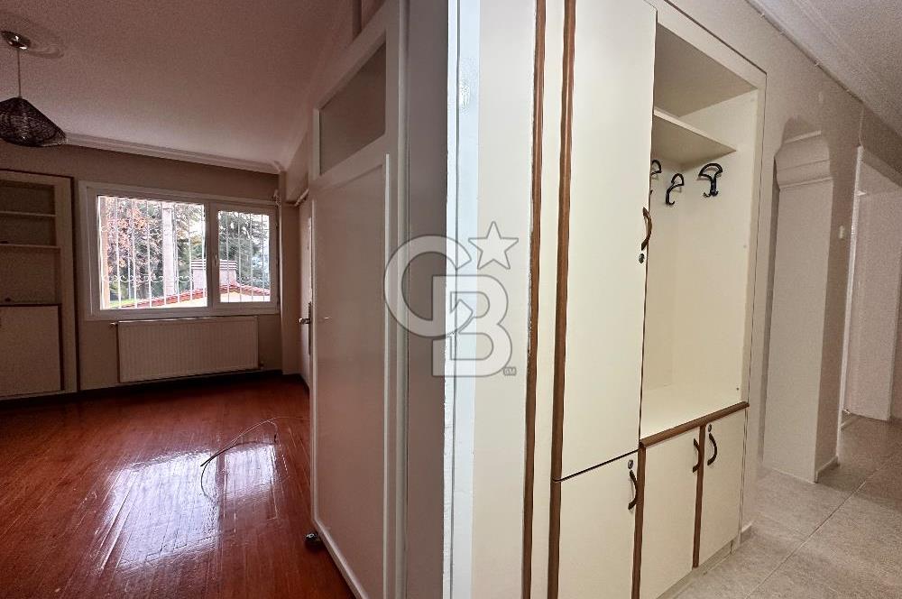 Kiralık 3 + 1 daire Karşıyaka Atarürk bulvarı