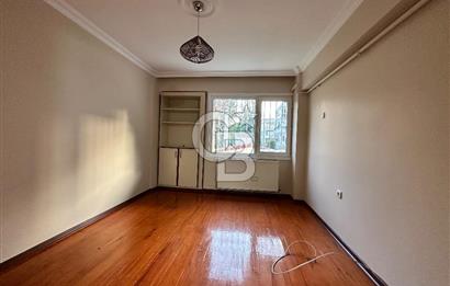Kiralık 3 + 1 daire Karşıyaka Atarürk bulvarı