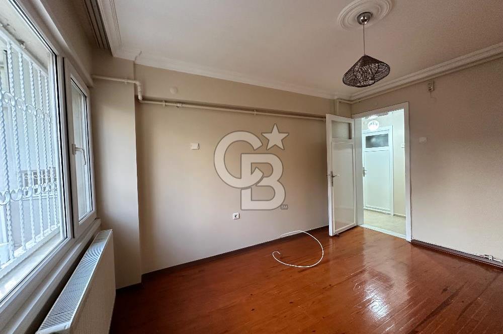 Kiralık 3 + 1 daire Karşıyaka Atarürk bulvarı