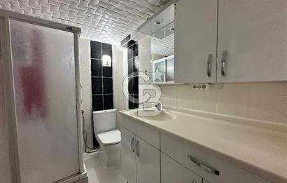 Kiralık 3 + 1 daire Karşıyaka Atarürk bulvarı
