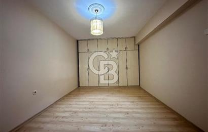 Kiralık 3 + 1 daire Karşıyaka Atarürk bulvarı