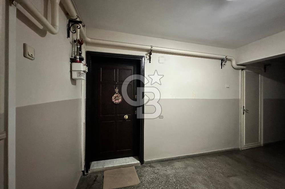 Kiralık 3 + 1 daire Karşıyaka Atarürk bulvarı