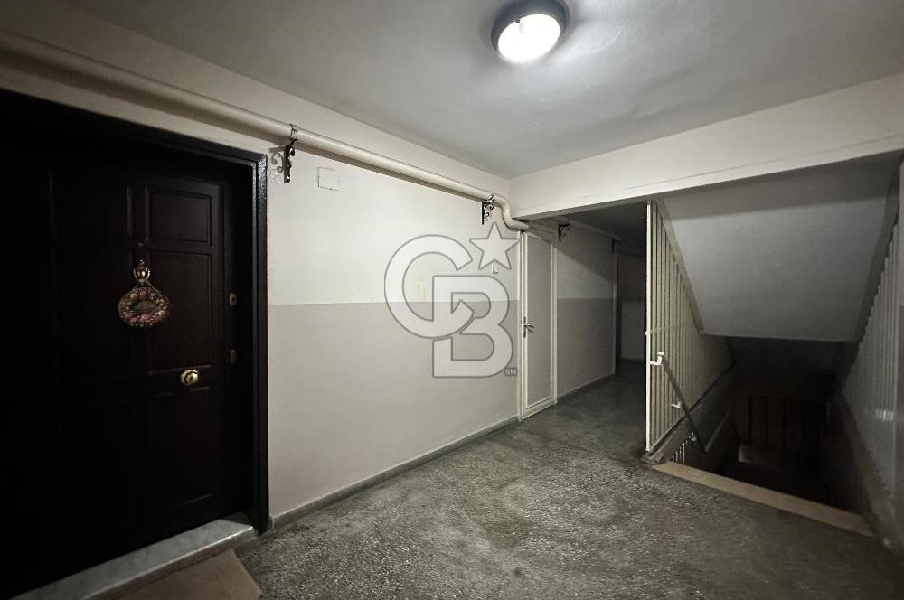 Kiralık 3 + 1 daire Karşıyaka Atarürk bulvarı