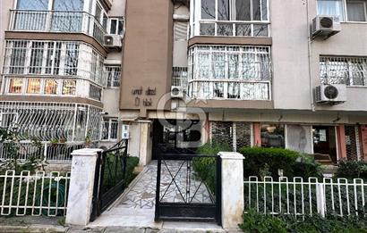 Kiralık 3 + 1 daire Karşıyaka Atarürk bulvarı