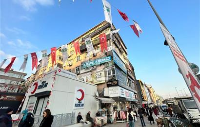 Şirinevler Meydan'da E-5 Cepheli Kiralık İş Yerine Uygun Daire