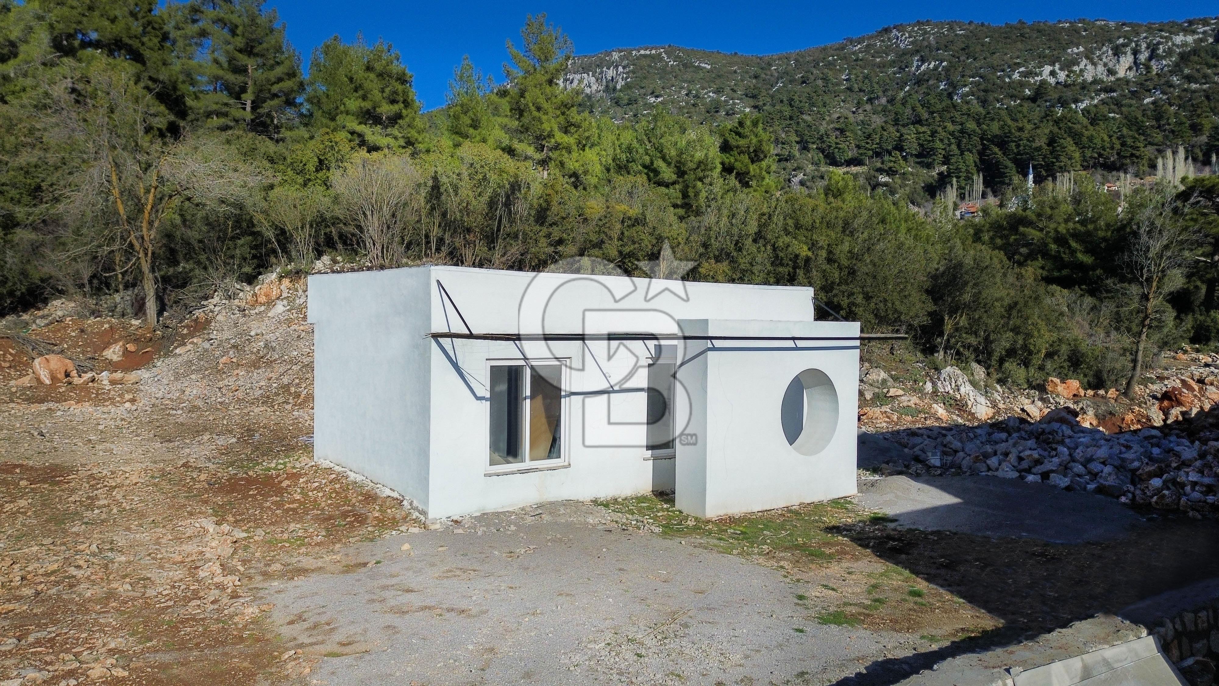 Bayır'da doğa içinde Villalar bölgesinde 1+1 villa