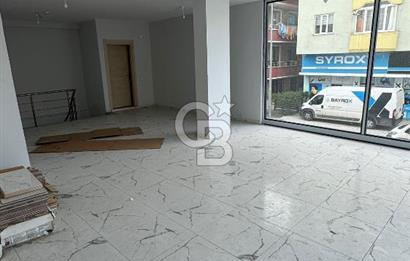 Fatih Caddesi'nin iki altı satılık dükkan 
