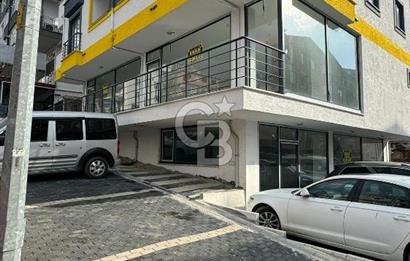 Fatih Caddesi'nin iki altı satılık dükkan 