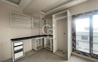 Karşıyaka Şemikler'de 1+1   Satılık Daire 