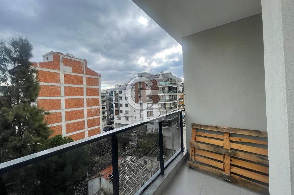 Karşıyaka Şemikler'de 1+1   Satılık Daire 