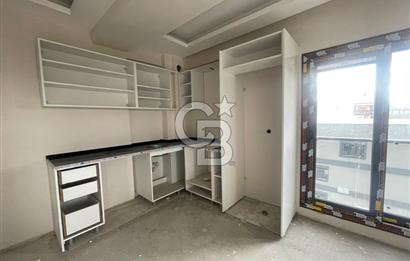 Karşıyaka Şemikler'de 1+1   Satılık Daire 