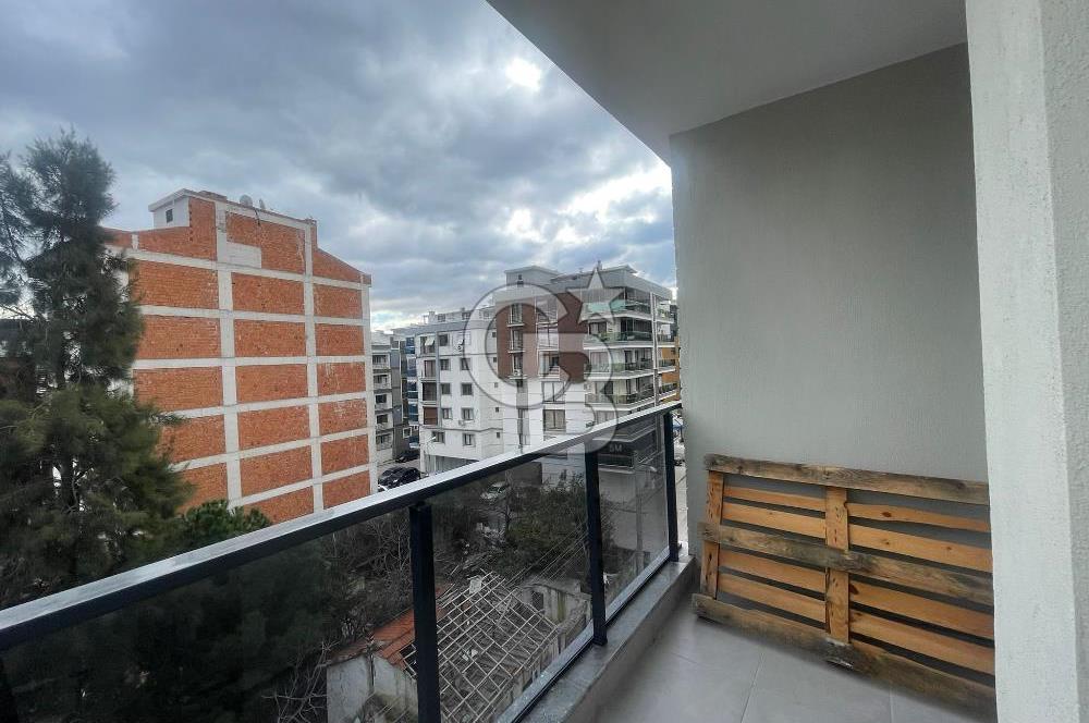 Karşıyaka Şemikler'de 1+1   Satılık Daire 