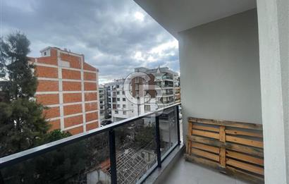 Karşıyaka Şemikler'de 1+1   Satılık Daire 