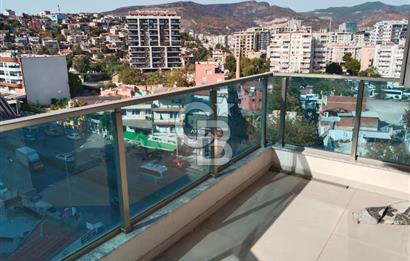 KARŞIYAKA ANADOLU CADDESİ ÜZERİNDE SATILIK 2+1 DAİRE